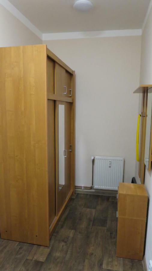 Booking Trzni Decin Buitenkant foto